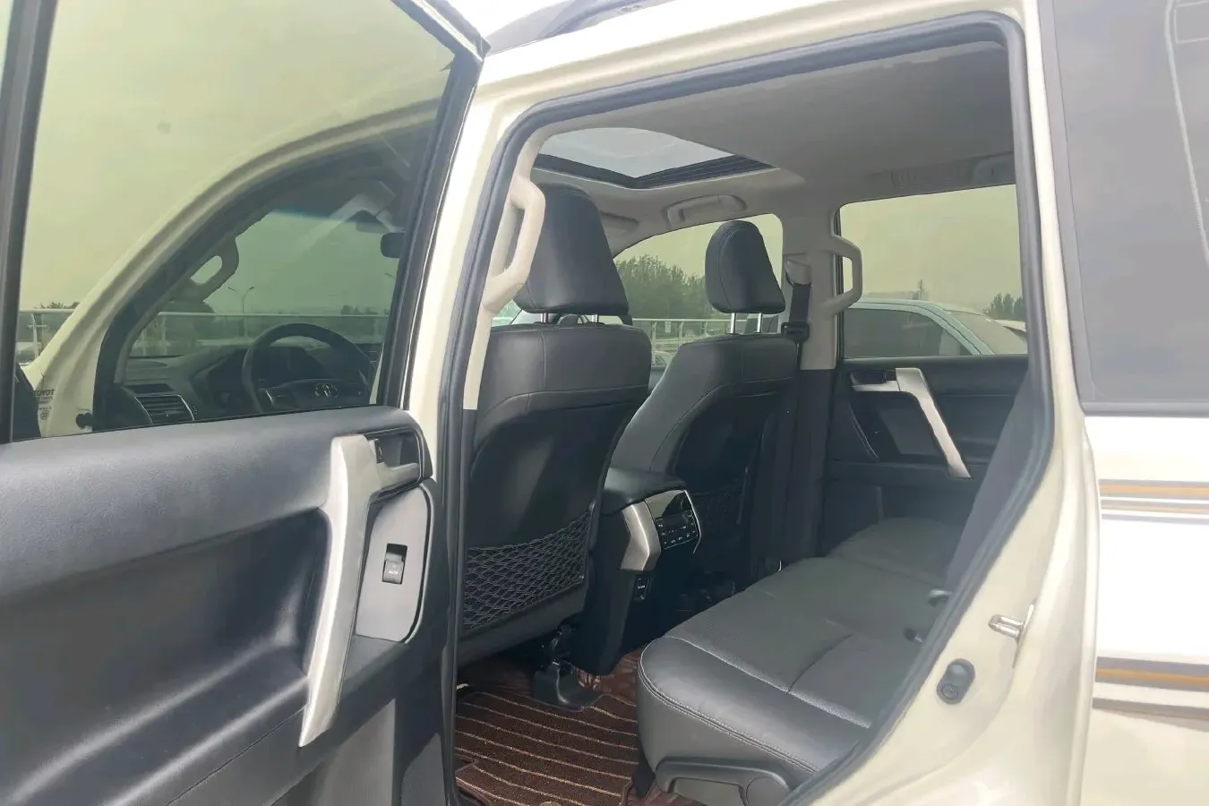 2019 Toyota Land Cruiser Prado 3.5L 280HP V6 6AT,autocango,china used car exporter,china ev exporter,chinese used car exporter,chinese used ev exporter