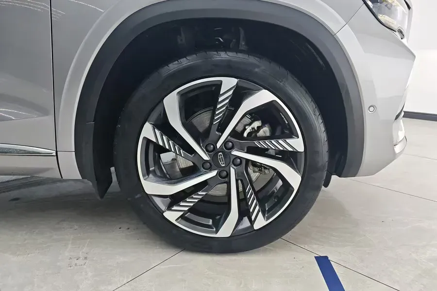 2021 Geely Monjaro 2.0T 218HP L4 7DCT,autocango,china used car exporter,china ev exporter,chinese used car exporter,chinese used ev exporter