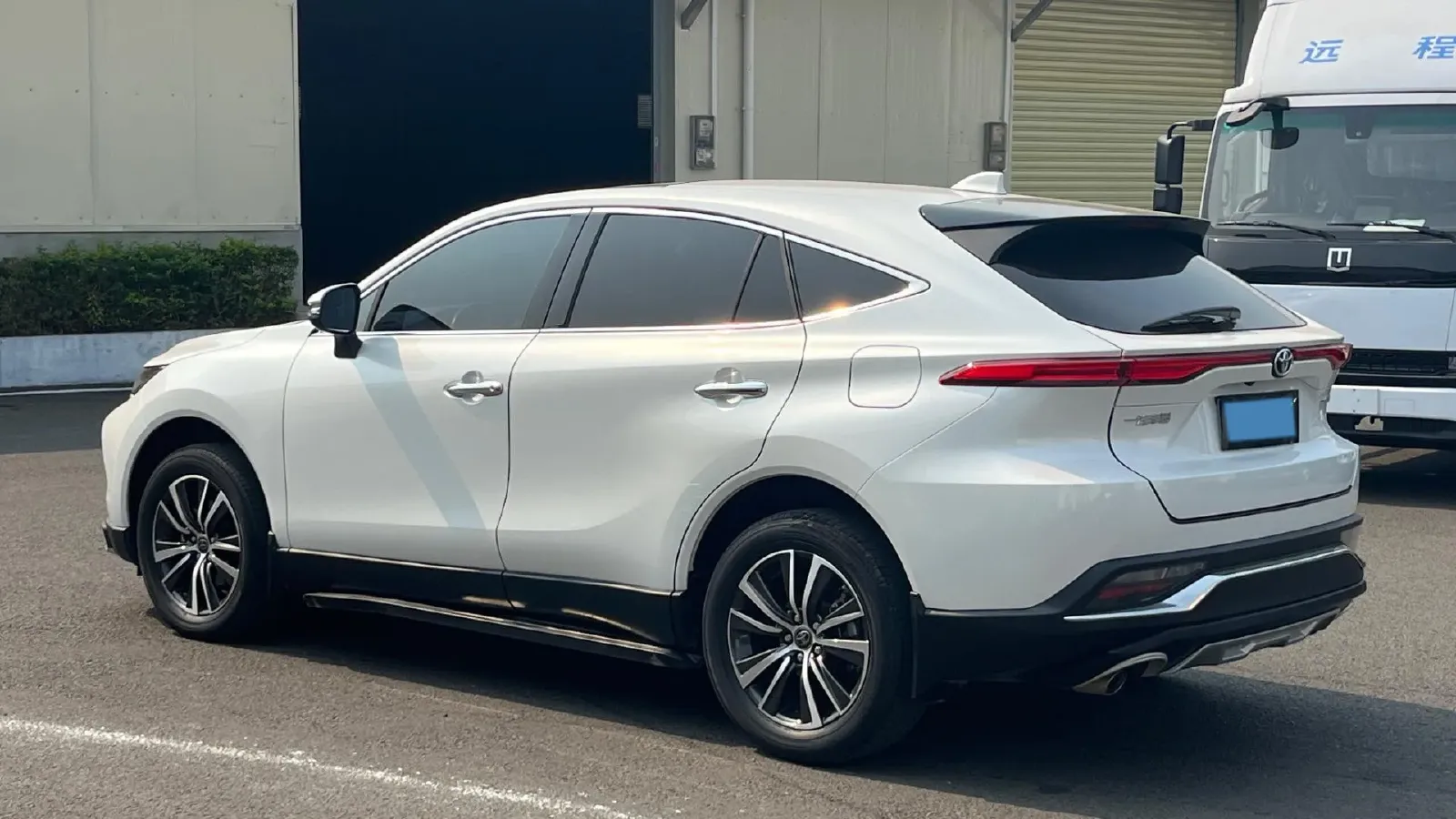 2022 Toyota Harrier 2.0L 171HP L4 CVT,autocango,china used car exporter,china ev exporter,chinese used car exporter,chinese used ev exporter