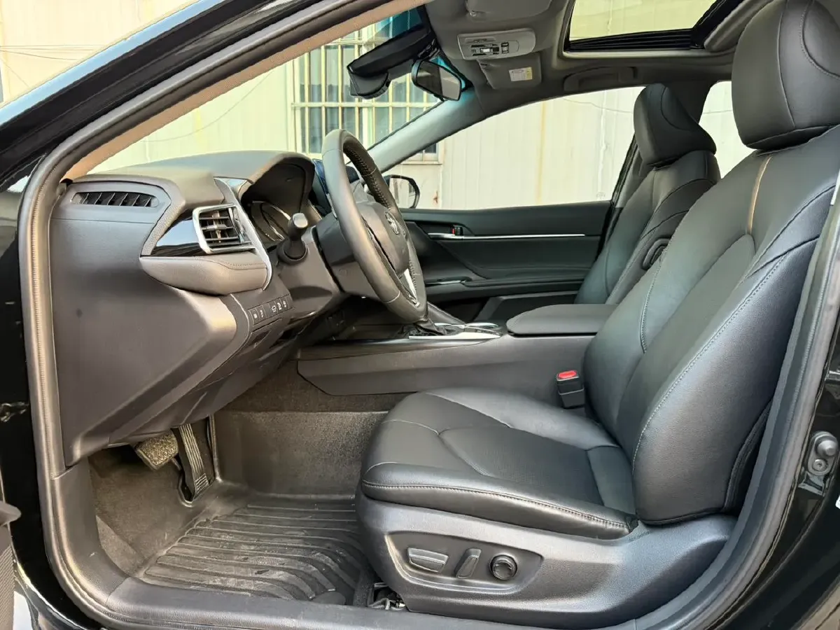 2021 Toyota Camry 2.0L 178HP L4 CVT,autocango,china used car exporter,china ev exporter,chinese used car exporter,chinese used ev exporter