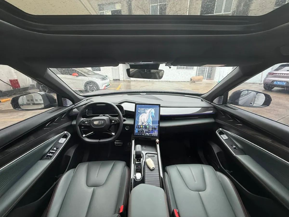 2024 Geely Azkarra 1.5T 181HP L4 7DCT,autocango,china used car exporter,china ev exporter,chinese used car exporter,chinese used ev exporter