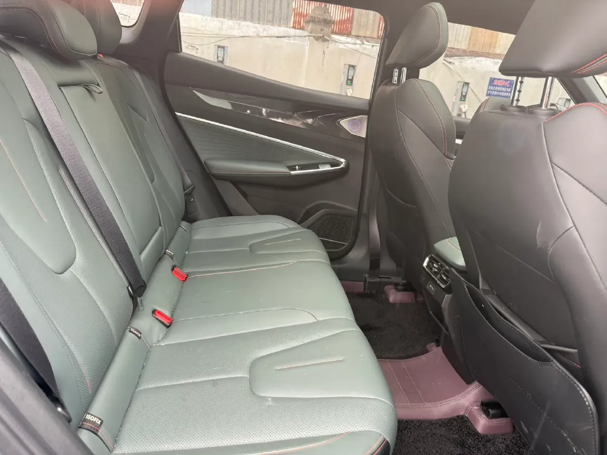 2024 Geely Azkarra 1.5T 181HP L4 7DCT,autocango,china used car exporter,china ev exporter,chinese used car exporter,chinese used ev exporter