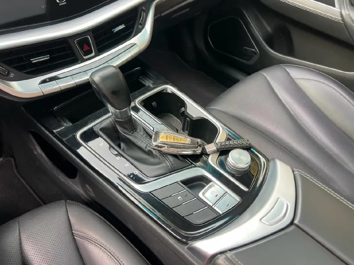 2020 Geely Emgrand GT 1.8T 184HP L4 6AT,autocango,china used car exporter,china ev exporter,chinese used car exporter,chinese used ev exporter