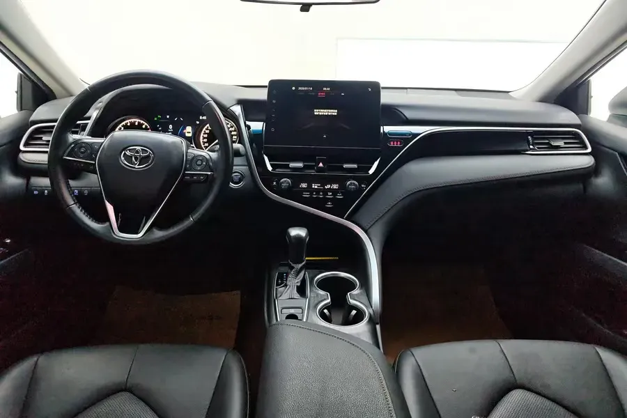 2021 Toyota Camry 2.0L 178HP L4 CVT,autocango,china used car exporter,china ev exporter,chinese used car exporter,chinese used ev exporter