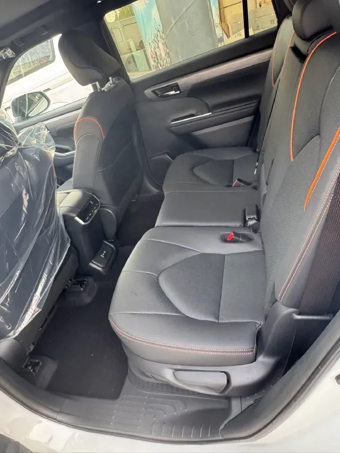 2026 Toyota Crown Kluger 2.5L 189HP L4 E-CVT Hybrid,autocango,china used car exporter,china ev exporter,chinese used car exporter,chinese used ev exporter