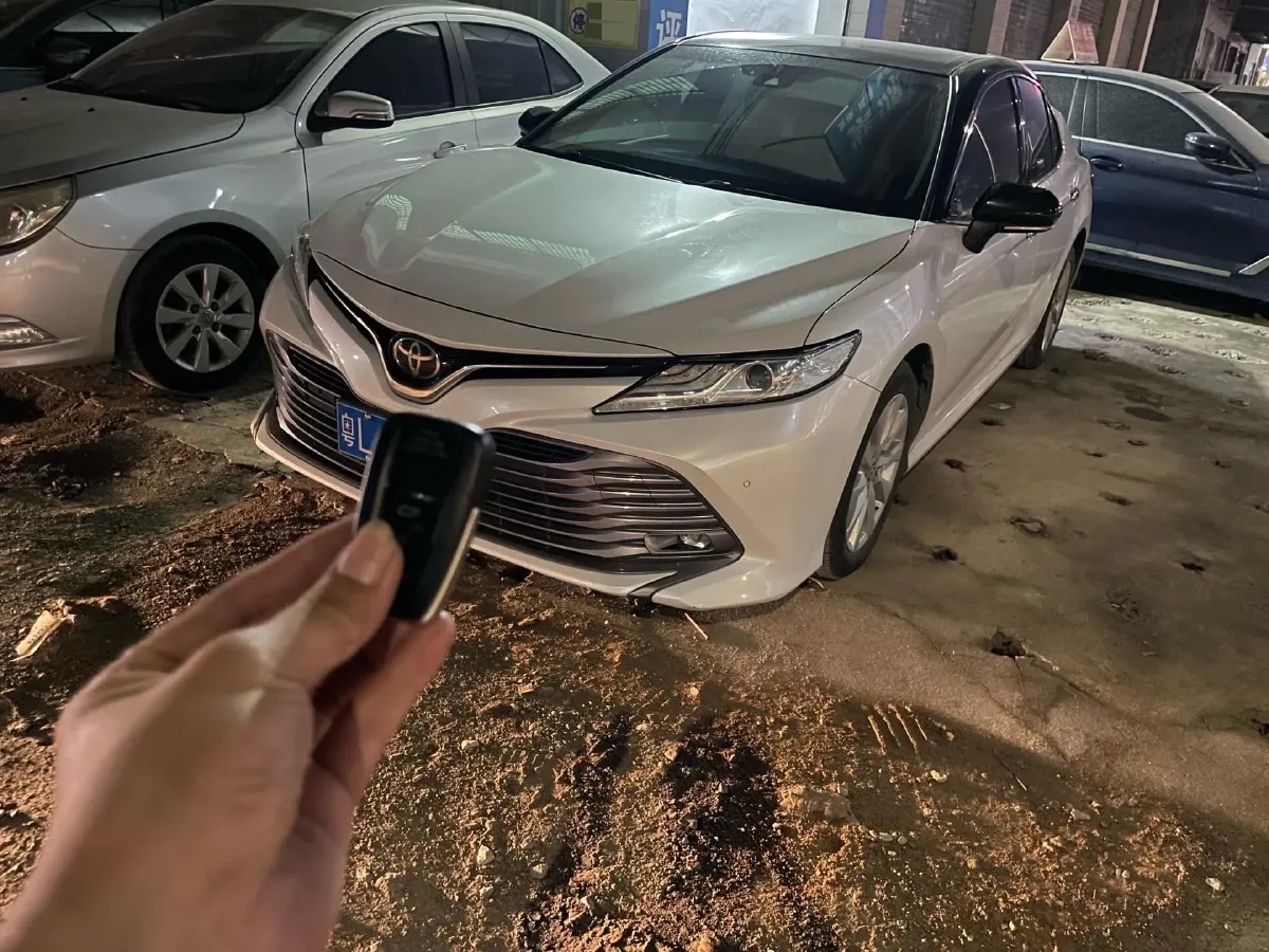 2019 Toyota Camry 2.0L 178HP L4 CVT,autocango,china used car exporter,china ev exporter,chinese used car exporter,chinese used ev exporter