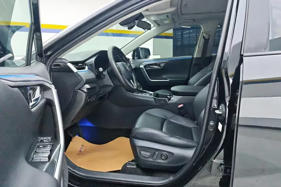 2022 Toyota Wildlander 2.0L 171HP L4 CVT,autocango,china used car exporter,china ev exporter,chinese used car exporter,chinese used ev exporter