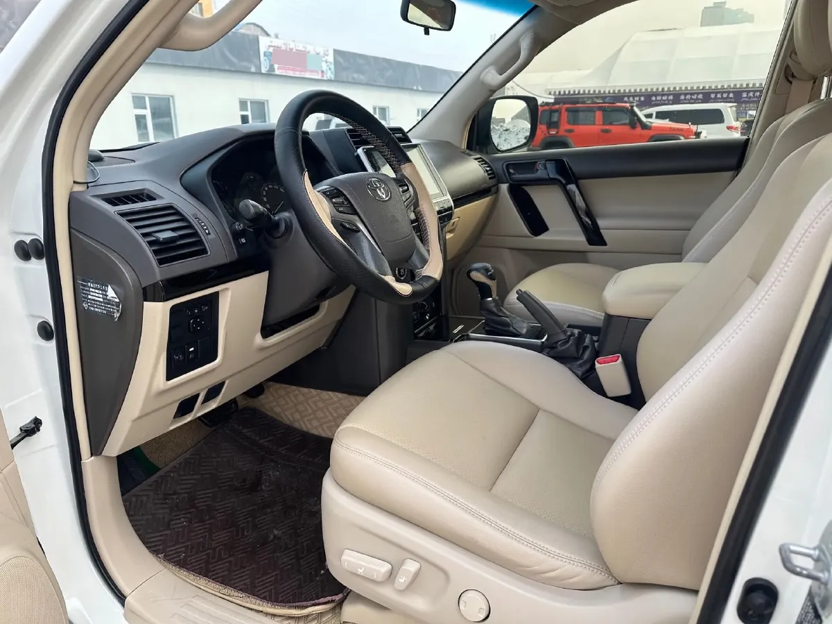 2017 Jeep Wrangler 3.0L 234HP V6 5AT,autocango,china used car exporter,china ev exporter,chinese used car exporter,chinese used ev exporter