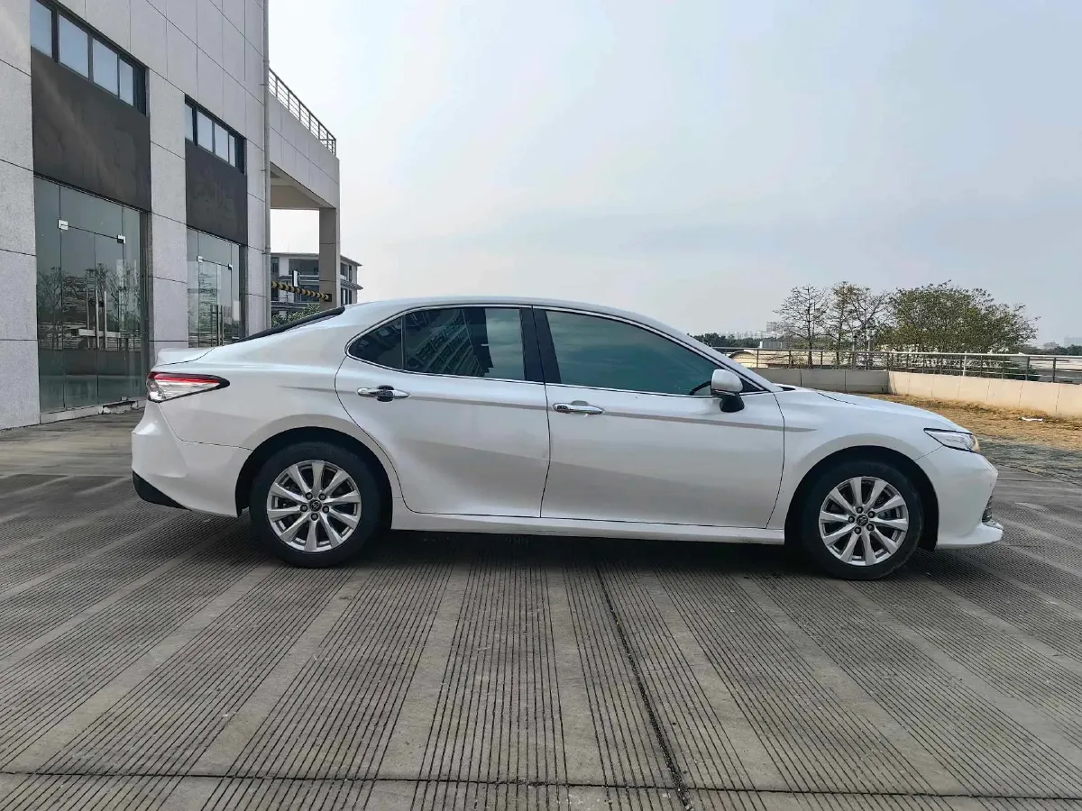 2019 Toyota Camry 2.0L 178HP L4 CVT,autocango,china used car exporter,china ev exporter,chinese used car exporter,chinese used ev exporter