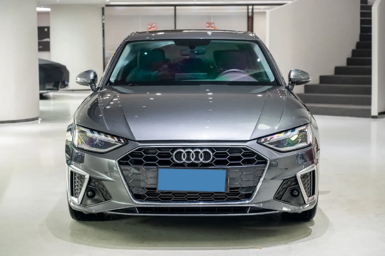 2020 Audi A4L 2.0T 190HP L4 7DCT,autocango,china used car exporter,china ev exporter,chinese used car exporter,chinese used ev exporter