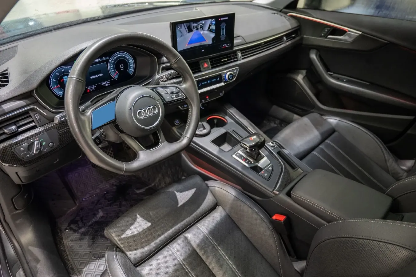 2020 Audi A4L 2.0T 190HP L4 7DCT,autocango,china used car exporter,china ev exporter,chinese used car exporter,chinese used ev exporter