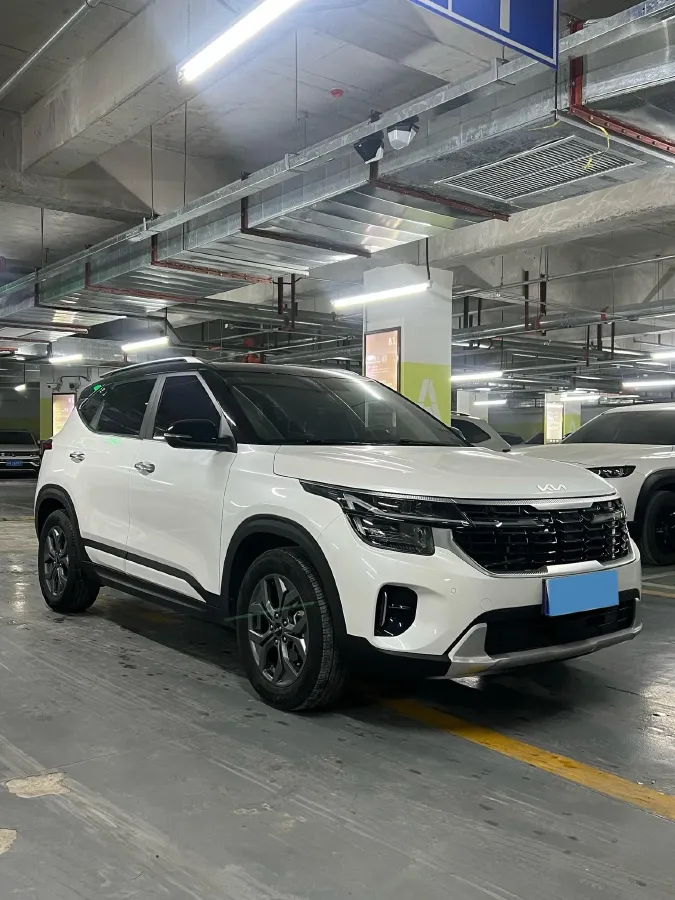 2023 Kia Seltos 1.5L 115HP L4 CVT,autocango,china used car exporter,china ev exporter,chinese used car exporter,chinese used ev exporter