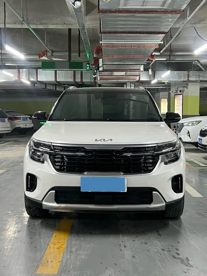 2023 Kia Seltos 1.5L 115HP L4 CVT,autocango,china used car exporter,china ev exporter,chinese used car exporter,chinese used ev exporter