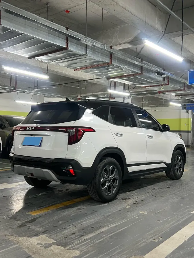 2023 Kia Seltos 1.5L 115HP L4 CVT,autocango,china used car exporter,china ev exporter,chinese used car exporter,chinese used ev exporter