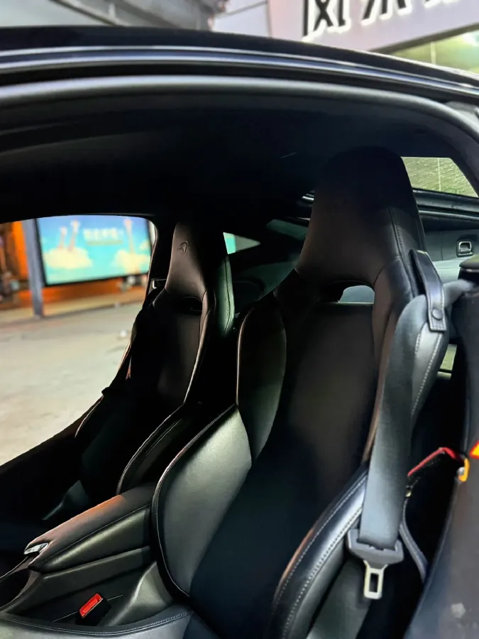 2019 Lorinser MAYBACH S Class 3.0T 367HP V6 9AT,autocango,china used car exporter,china ev exporter,chinese used car exporter,chinese used ev exporter