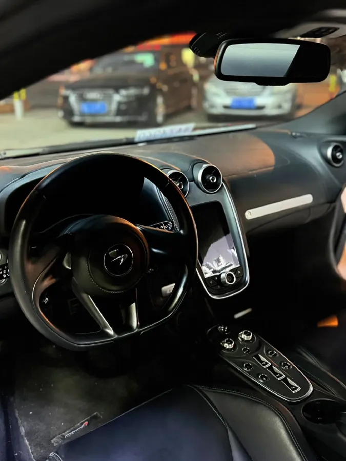 2019 Lorinser MAYBACH S Class 3.0T 367HP V6 9AT,autocango,china used car exporter,china ev exporter,chinese used car exporter,chinese used ev exporter