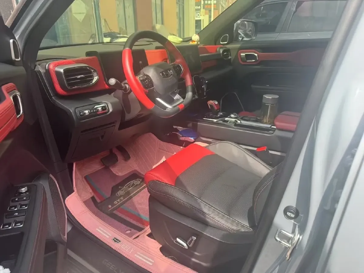 2020 Geely ICON 1.5T 177HP L3 7DCT,autocango,china used car exporter,china ev exporter,chinese used car exporter,chinese used ev exporter