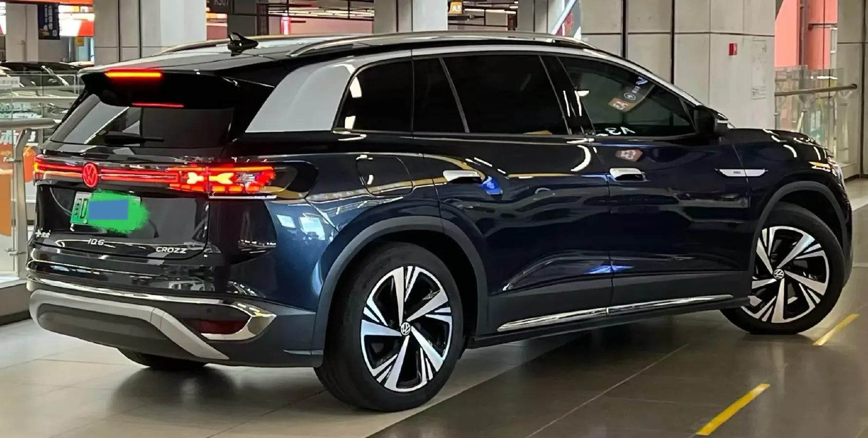 2021 Volkswagen ID.6 Crozz BEV 84.8KWH,autocango,china used car exporter,china ev exporter,chinese used car exporter,chinese used ev exporter