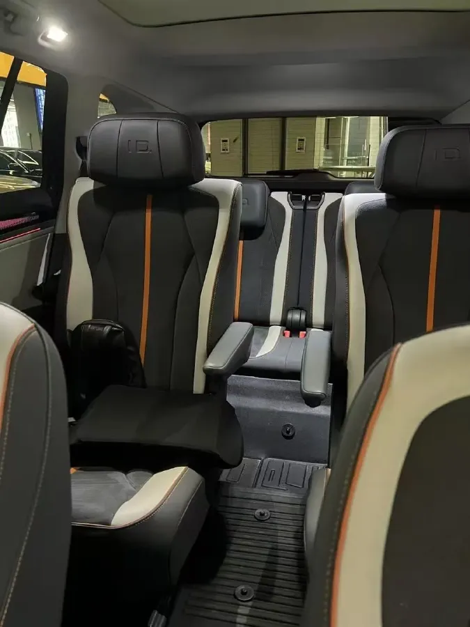 2021 Volkswagen ID.6 Crozz BEV 84.8KWH,autocango,china used car exporter,china ev exporter,chinese used car exporter,chinese used ev exporter