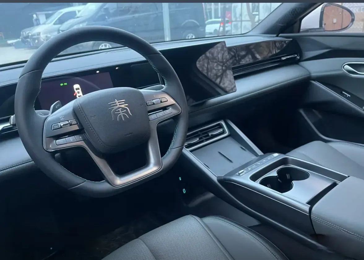 2025 BYD QinL BEV,autocango,china used car exporter,china ev exporter,chinese used car exporter,chinese used ev exporter