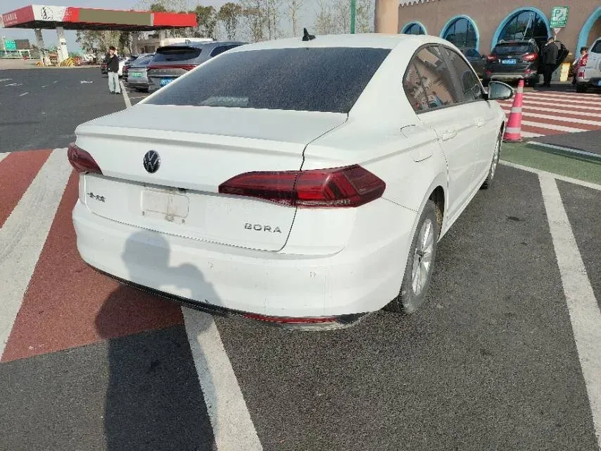 2021 Volkswagen Bora 1.5L 113HP L4 6AT,autocango,china used car exporter,china ev exporter,chinese used car exporter,chinese used ev exporter