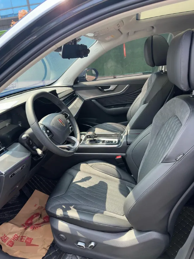 2023 HongQi HS5 2.0T 252HP L4 8AT,autocango,china used car exporter,china ev exporter,chinese used car exporter,chinese used ev exporter