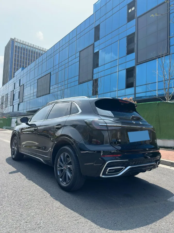 2023 HongQi HS5 2.0T 252HP L4 8AT,autocango,china used car exporter,china ev exporter,chinese used car exporter,chinese used ev exporter