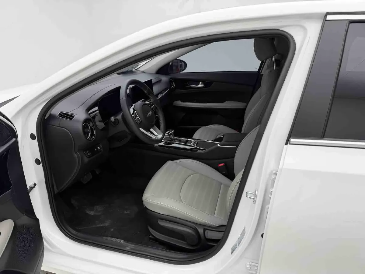 2023 Kia K3 1.5L 115HP L4 CVT,autocango,china used car exporter,china ev exporter,chinese used car exporter,chinese used ev exporter