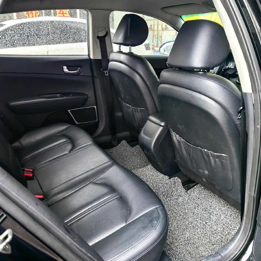 2016 Kia K5 2.0L 161HP L4 6AT,autocango,china used car exporter,china ev exporter,chinese used car exporter,chinese used ev exporter