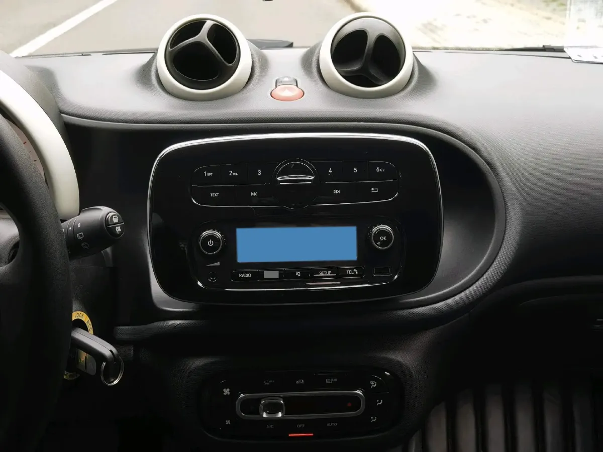 2018 HuangHai JiaoLong 2.4L 143HP L4 5AT,autocango,china used car exporter,china ev exporter,chinese used car exporter,chinese used ev exporter