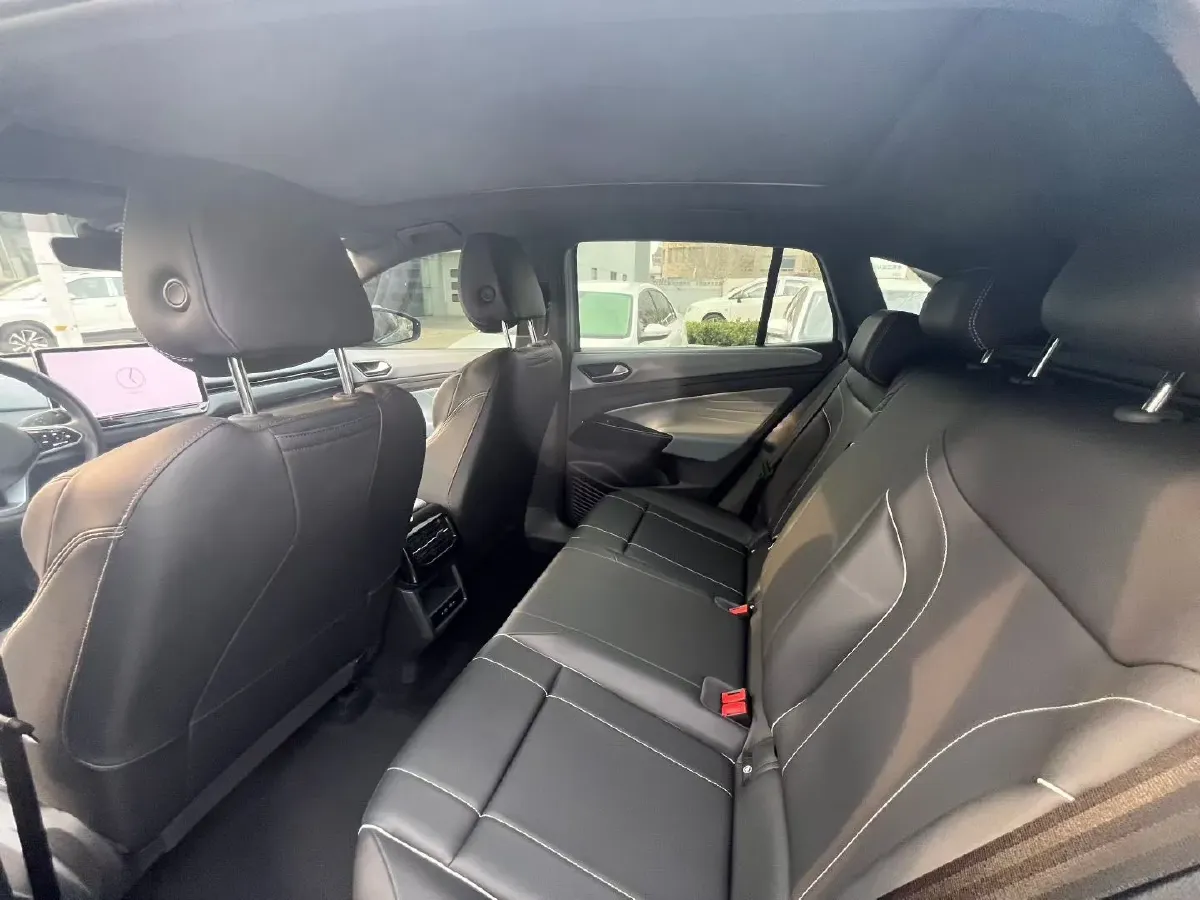 2025 Volkswagen ID.4 X BEV 52.8KWH,autocango,china used car exporter,china ev exporter,chinese used car exporter,chinese used ev exporter