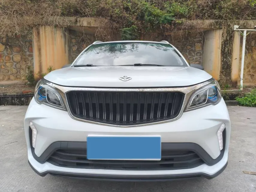 2022 Livan X3 PRO 1.5L 113HP L4 CVT,autocango,china used car exporter,china ev exporter,chinese used car exporter,chinese used ev exporter