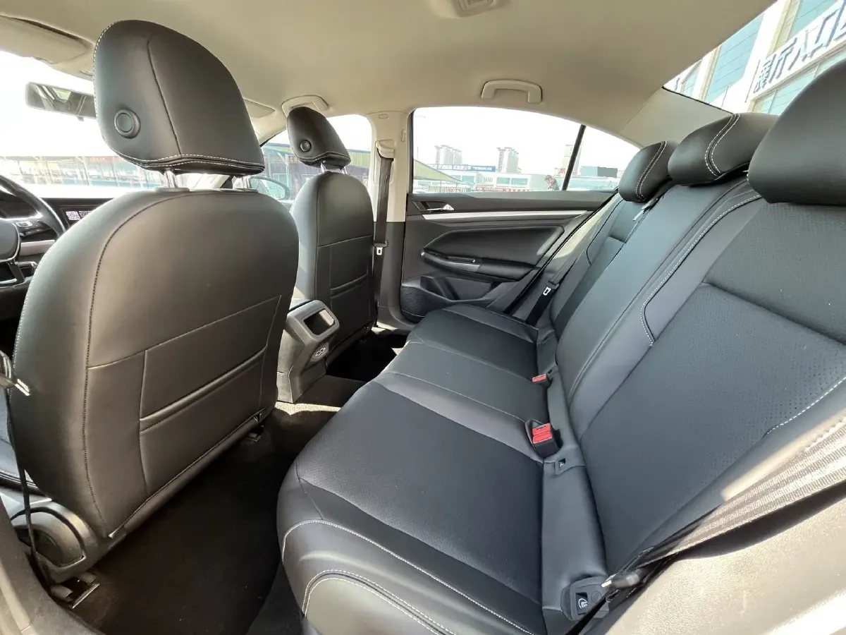 2021 Volkswagen Bora 1.5L 113HP L4 6AT,autocango,china used car exporter,china ev exporter,chinese used car exporter,chinese used ev exporter