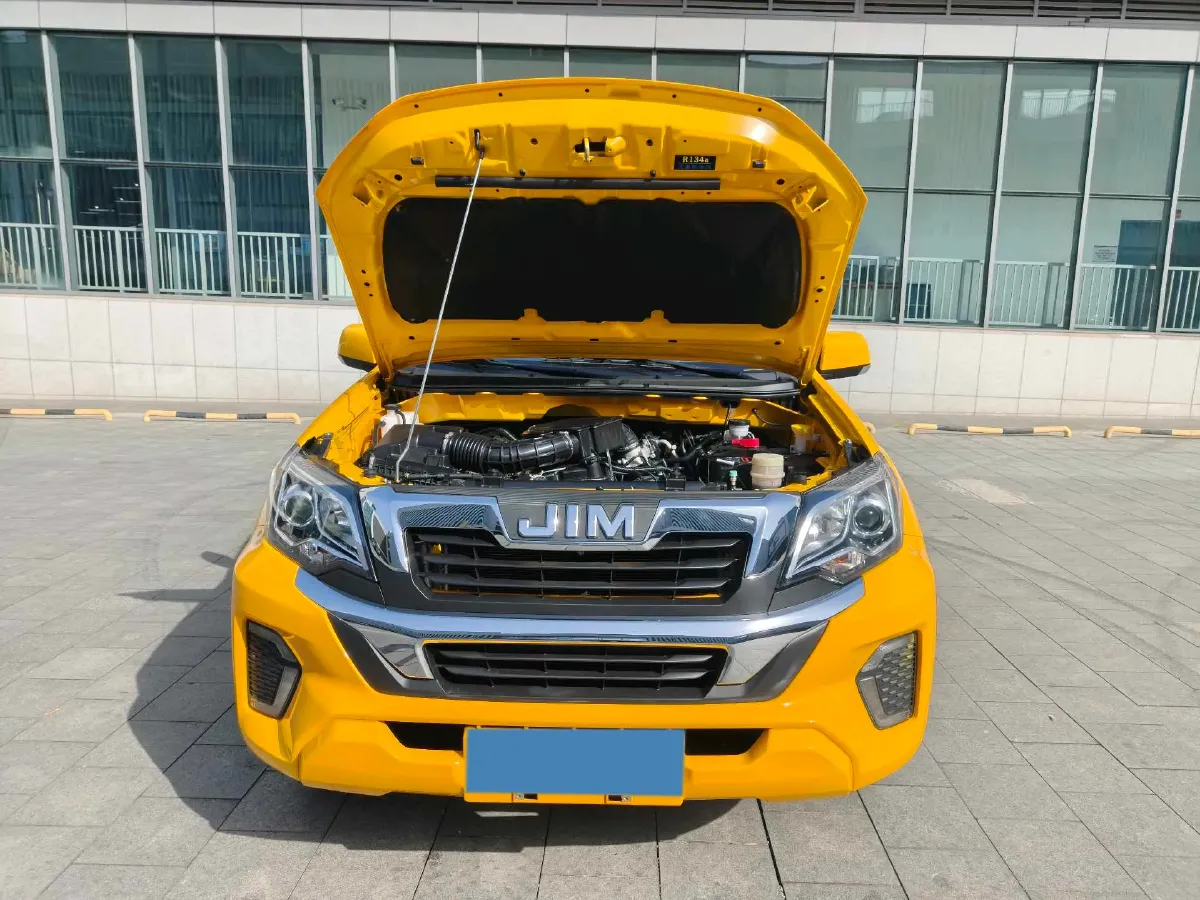2024 Isuzu Jim 2.4L 158HP L4 5MT,autocango,china used car exporter,china ev exporter,chinese used car exporter,chinese used ev exporter