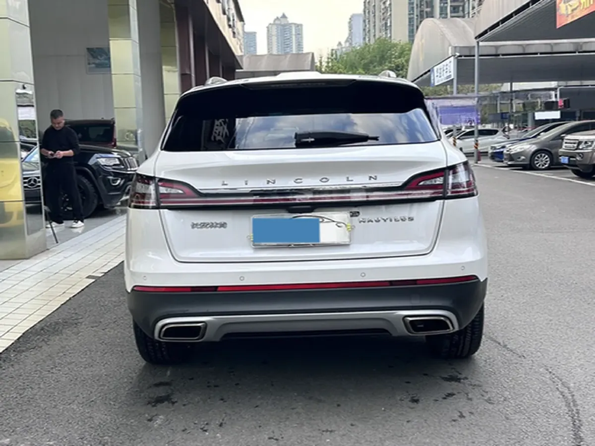 2021 Lincoln Nautilus 2.0T 245HP L4 8AT,autocango,china used car exporter,china ev exporter,chinese used car exporter,chinese used ev exporter