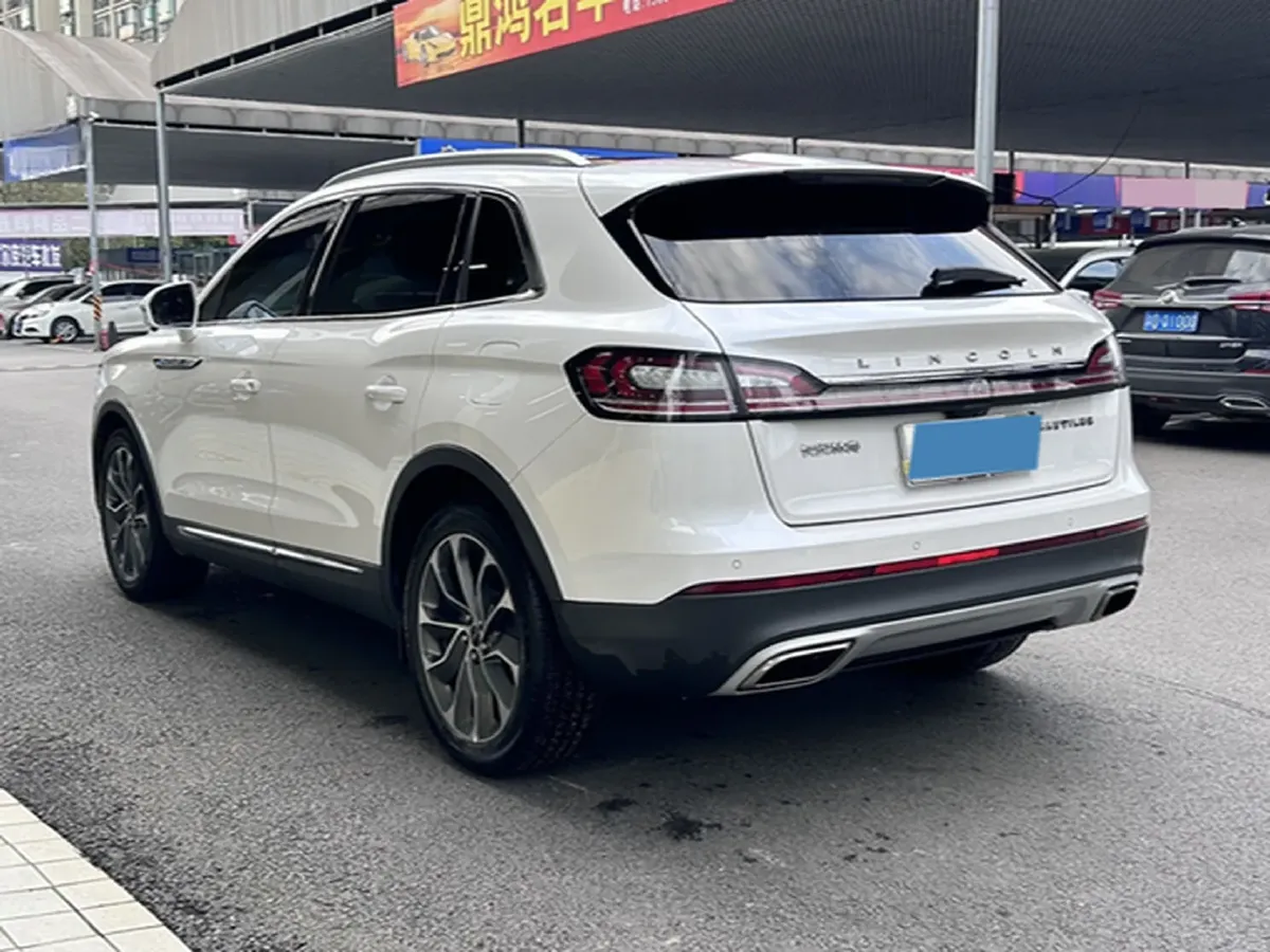 2021 Lincoln Nautilus 2.0T 245HP L4 8AT,autocango,china used car exporter,china ev exporter,chinese used car exporter,chinese used ev exporter