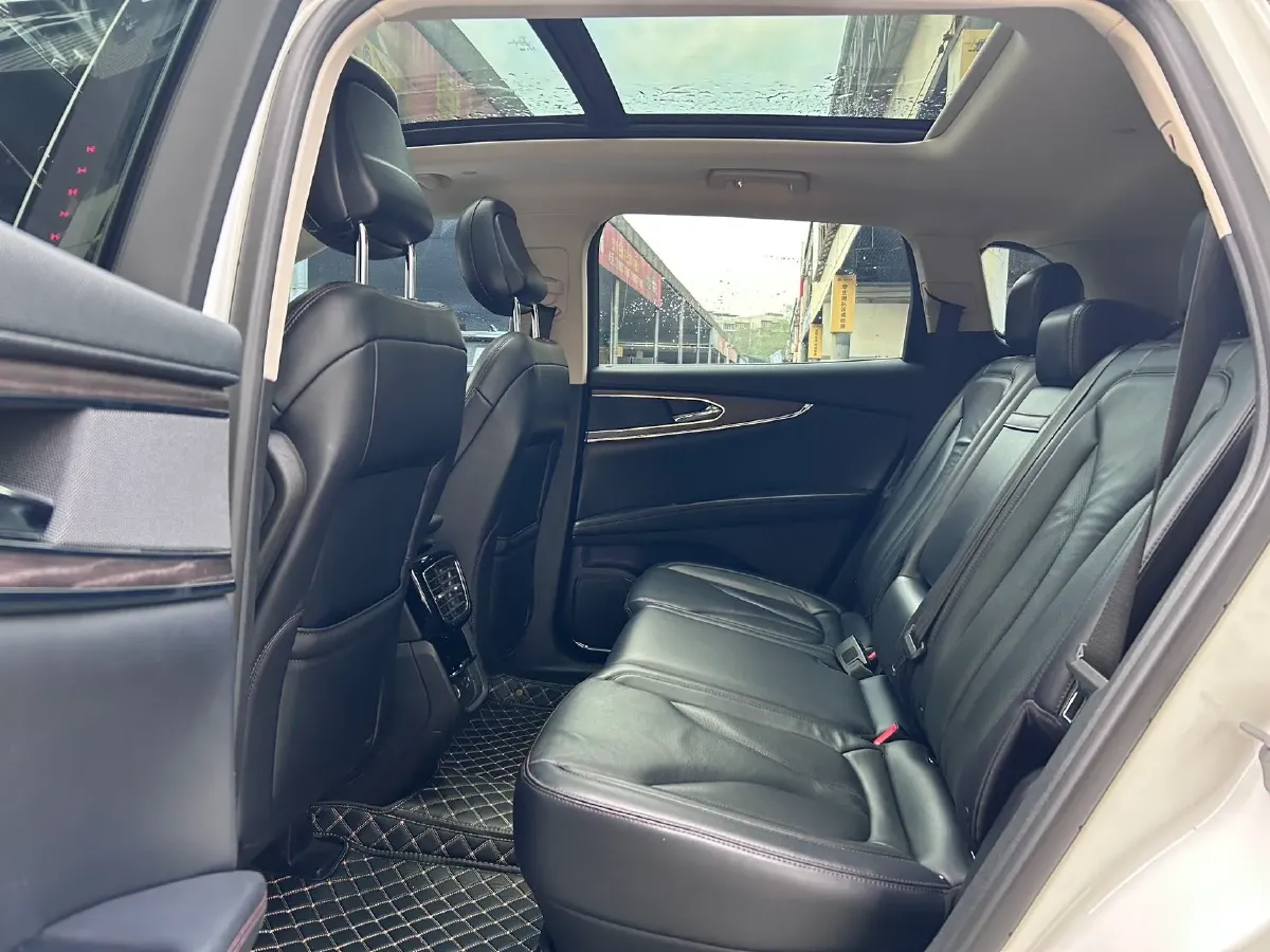 2021 Lincoln Nautilus 2.0T 245HP L4 8AT,autocango,china used car exporter,china ev exporter,chinese used car exporter,chinese used ev exporter