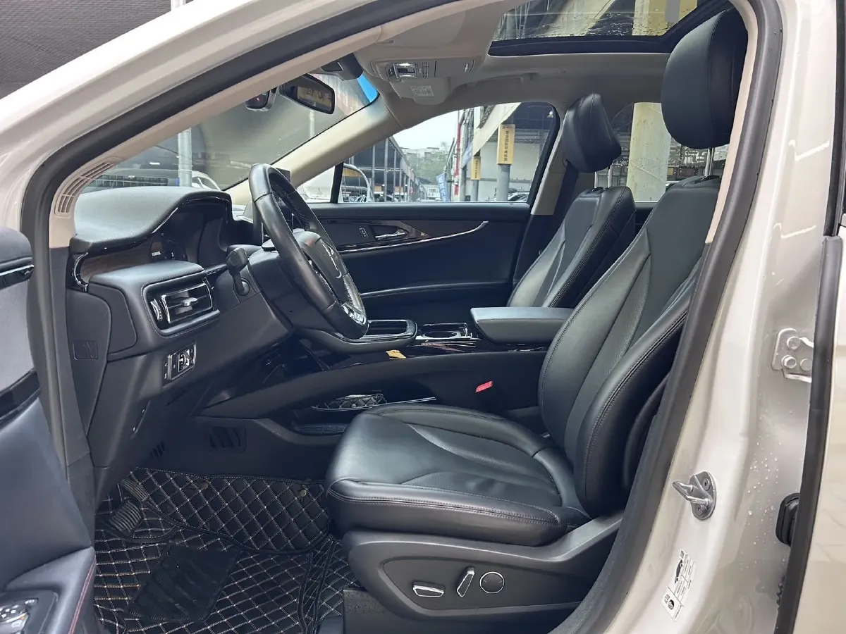 2021 Lincoln Nautilus 2.0T 245HP L4 8AT,autocango,china used car exporter,china ev exporter,chinese used car exporter,chinese used ev exporter