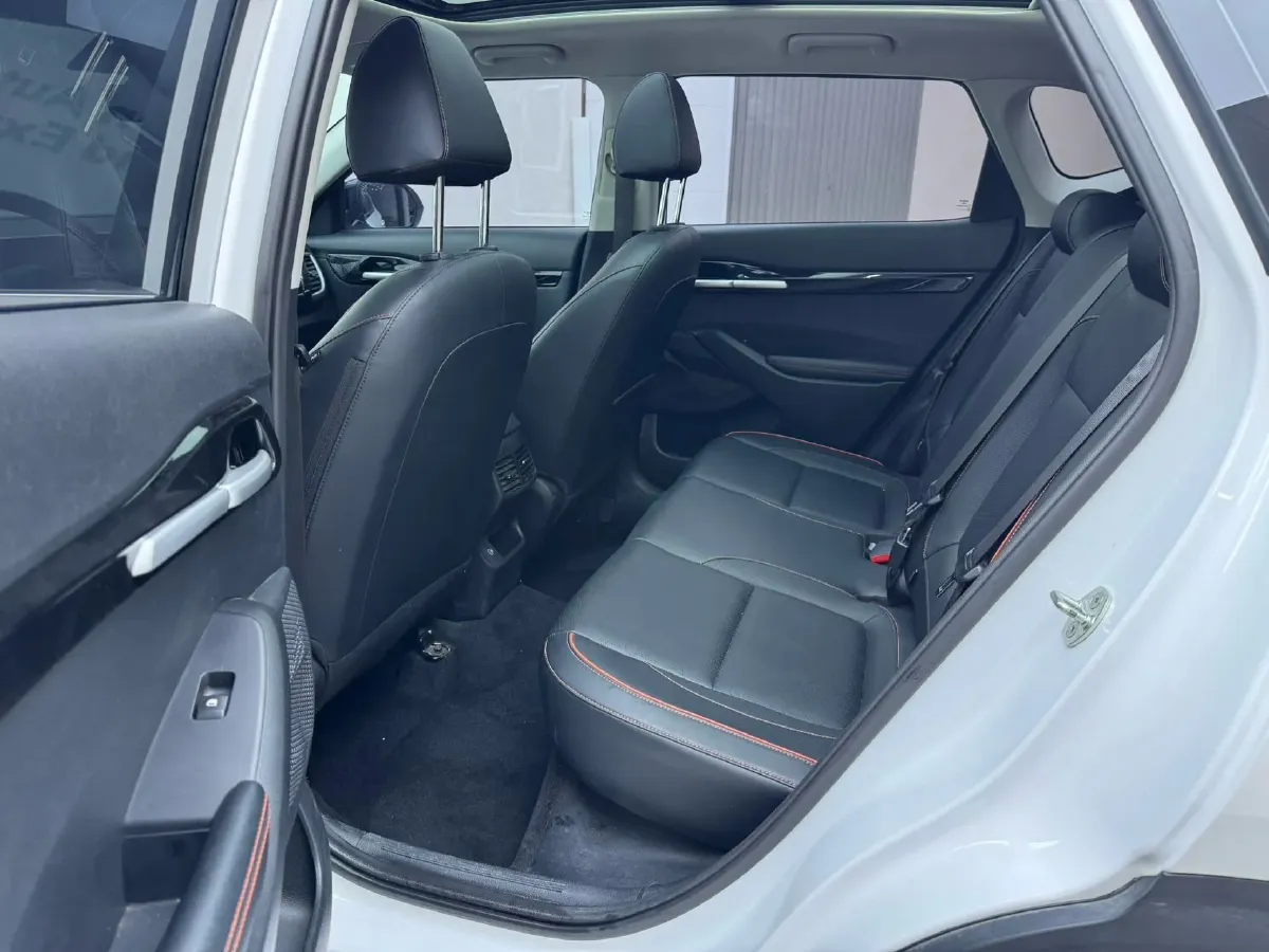 2023 Kia Seltos 1.5L 115HP L4 CVT,autocango,china used car exporter,china ev exporter,chinese used car exporter,chinese used ev exporter