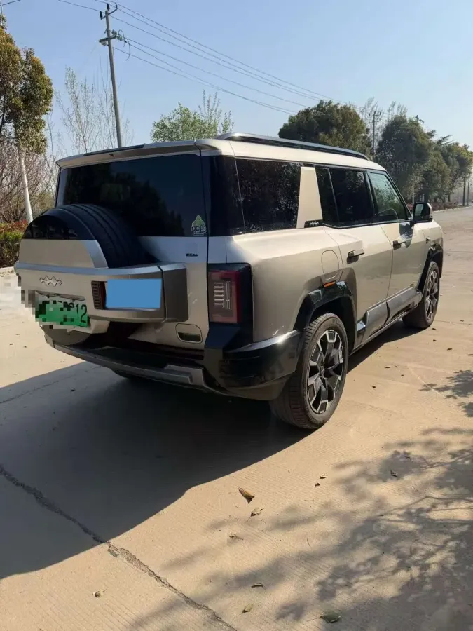 2025 FangChengBao Bao 8 2.0T 245HP L4 E-CVT PHEV 36.8KWH,autocango,china used car exporter,china ev exporter,chinese used car exporter,chinese used ev exporter