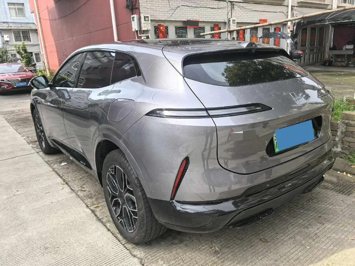 2026 Avatr 07 BEV,autocango,china used car exporter,china ev exporter,chinese used car exporter,chinese used ev exporter