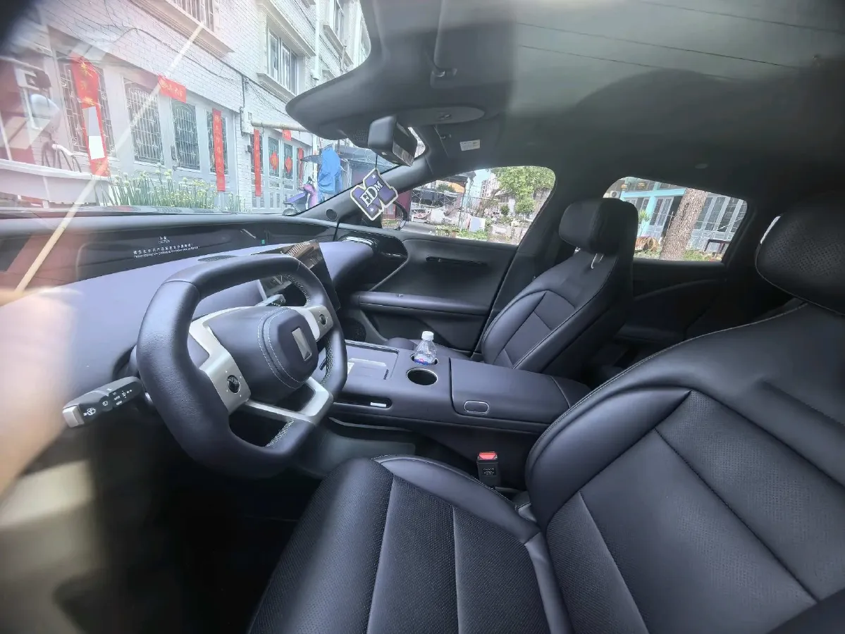 2026 Avatr 07 BEV,autocango,china used car exporter,china ev exporter,chinese used car exporter,chinese used ev exporter