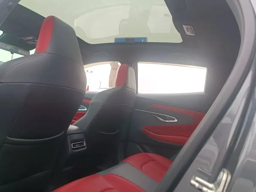 2020 ChangAn UNI-T 1.5T 180HP L4 7DCT,autocango,china used car exporter,china ev exporter,chinese used car exporter,chinese used ev exporter