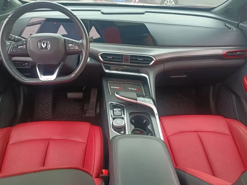 2020 ChangAn UNI-T 1.5T 180HP L4 7DCT,autocango,china used car exporter,china ev exporter,chinese used car exporter,chinese used ev exporter