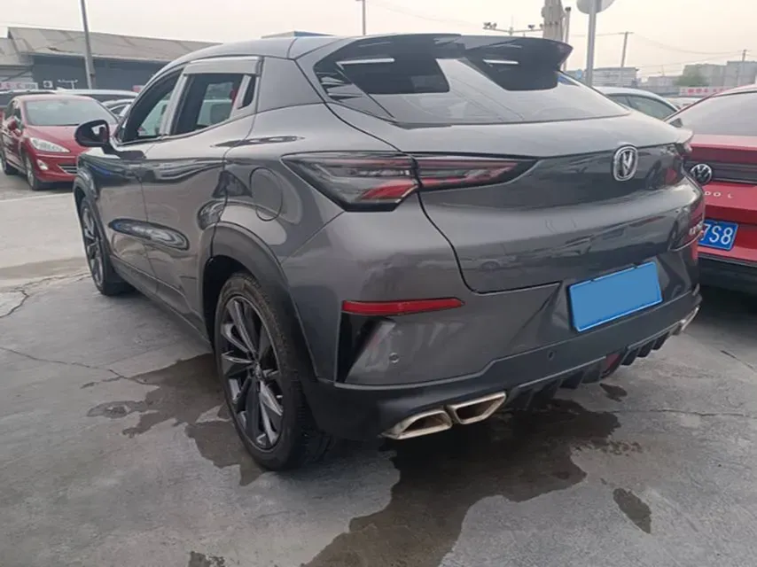 2020 ChangAn UNI-T 1.5T 180HP L4 7DCT,autocango,china used car exporter,china ev exporter,chinese used car exporter,chinese used ev exporter