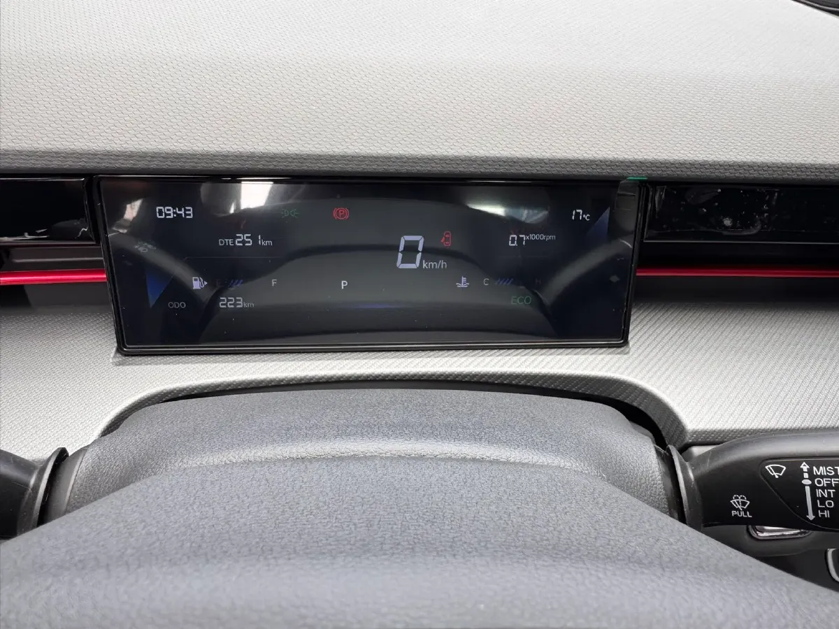 2025 Jetour DASHING 1.5T 156HP L4 6DCT,autocango,china used car exporter,china ev exporter,chinese used car exporter,chinese used ev exporter