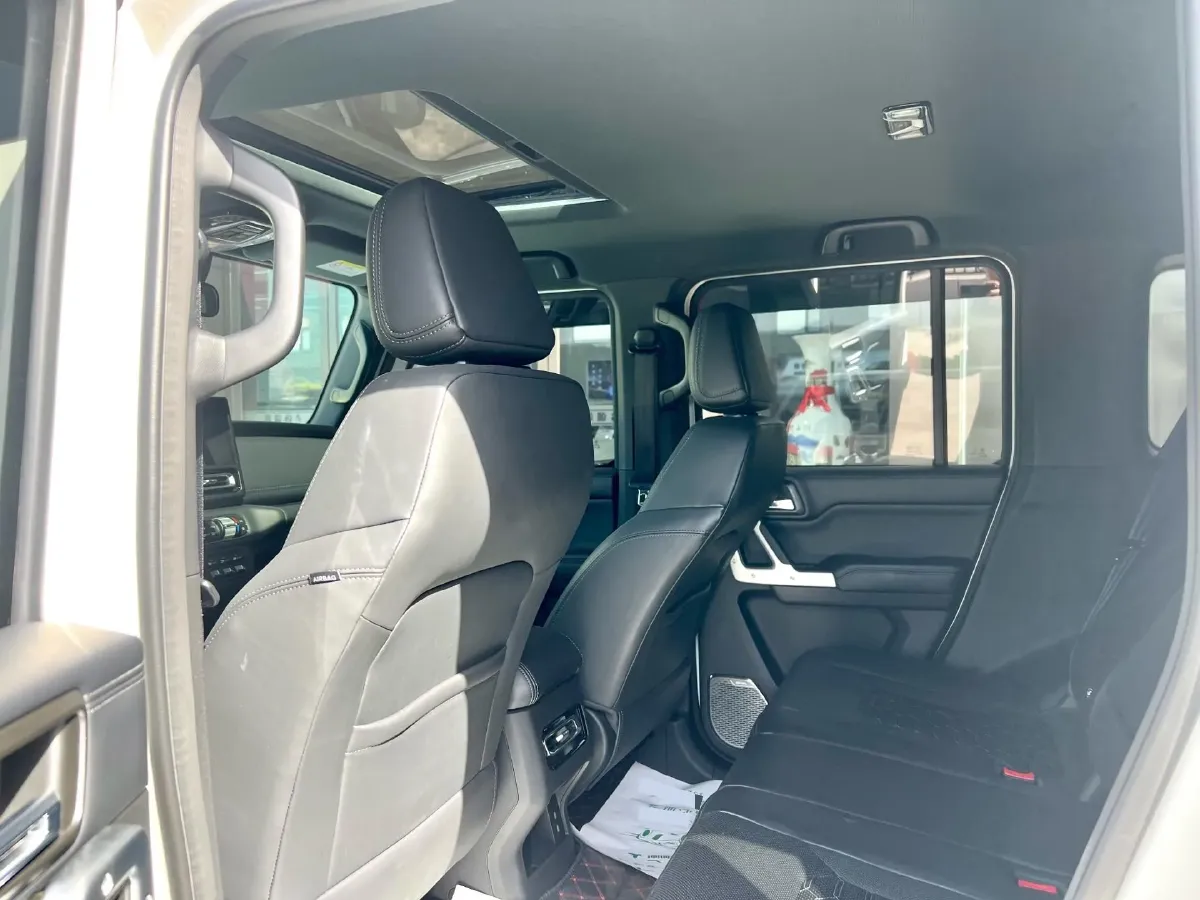 2024 212 212 T01 2.0T 252HP L4 8AT,autocango,china used car exporter,china ev exporter,chinese used car exporter,chinese used ev exporter