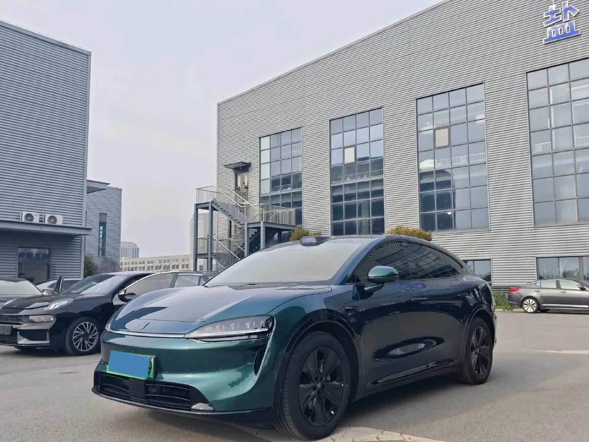 2026 Luxeed R7 REEV 156HP REEV,autocango,china used car exporter,china ev exporter,chinese used car exporter,chinese used ev exporter