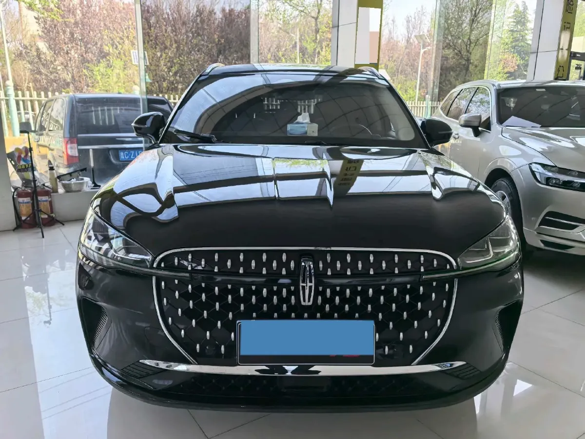 2023 Lincoln Corsair 2.0T 261HP L4 8AT,autocango,china used car exporter,china ev exporter,chinese used car exporter,chinese used ev exporter