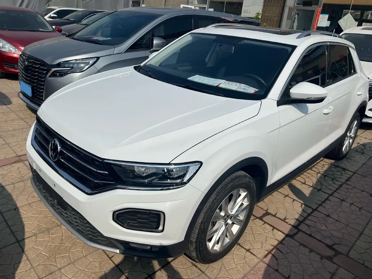 2022 Volkswagen T-Roc 1.4T 150HP L4 7DCT,autocango,china used car exporter,china ev exporter,chinese used car exporter,chinese used ev exporter